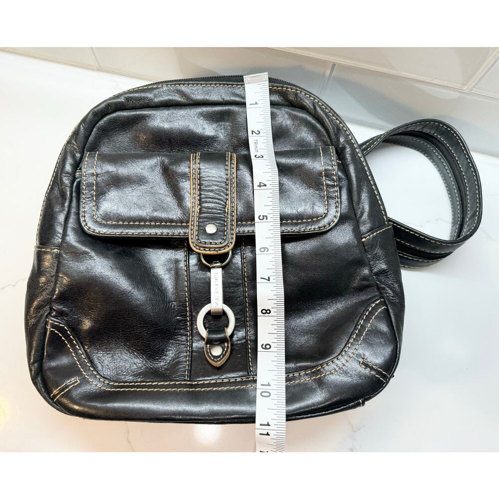 Sereta, Small Women's Leather Backpack, Black with Cream Stitching